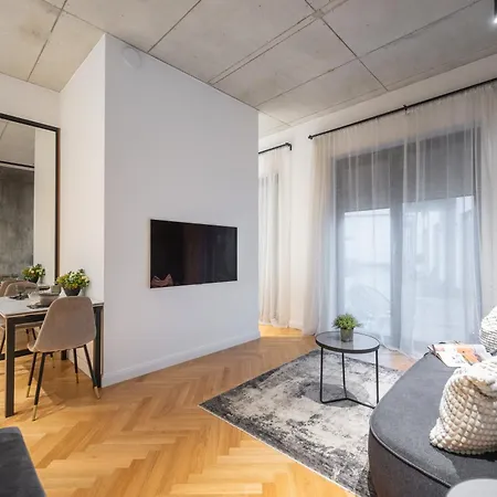 Ng Charm In Old Town W-terrace & Netflix Apartment Vilnius