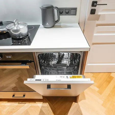 W-terrace & Garage Prk, Netflix, Ng Charm In Old Town Apartment *
