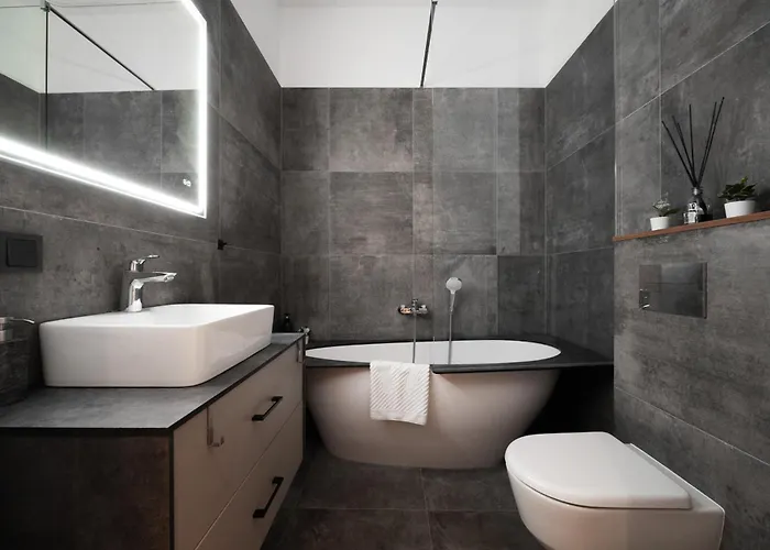 Ng Charm In Old Town W-terrace & Netflix * Vilnius